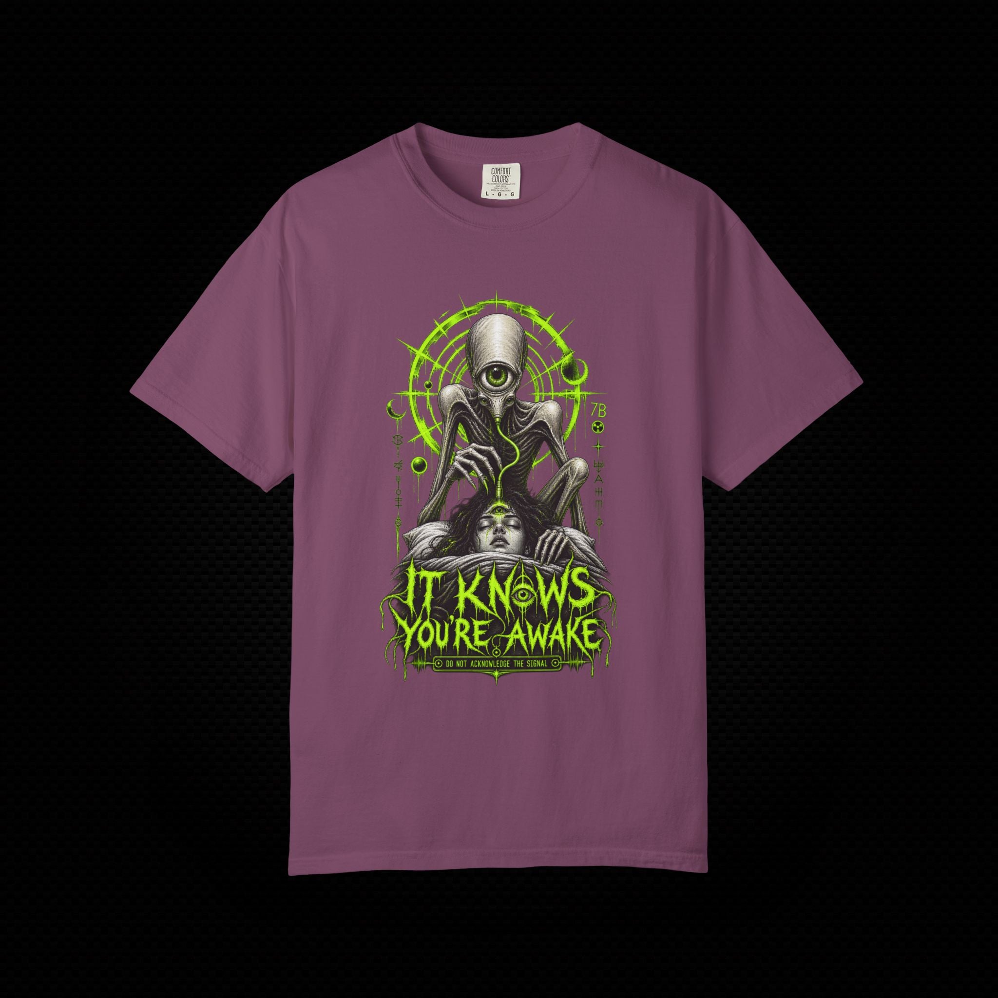 It Knows You’re Awake Alien T-Shirt