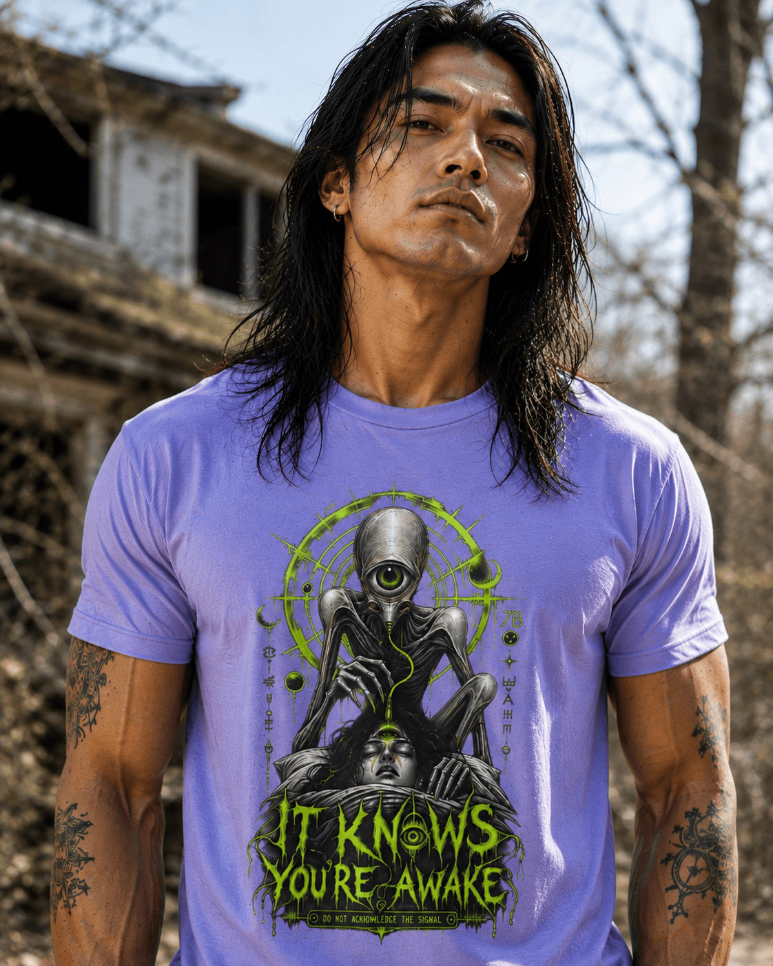 It Knows You’re Awake Alien T-Shirt